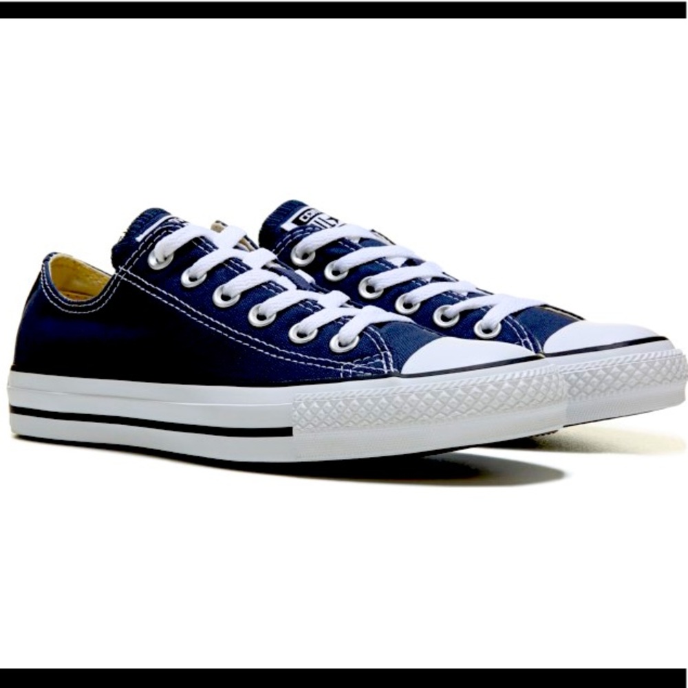 Navy Blue Converse all star low tops